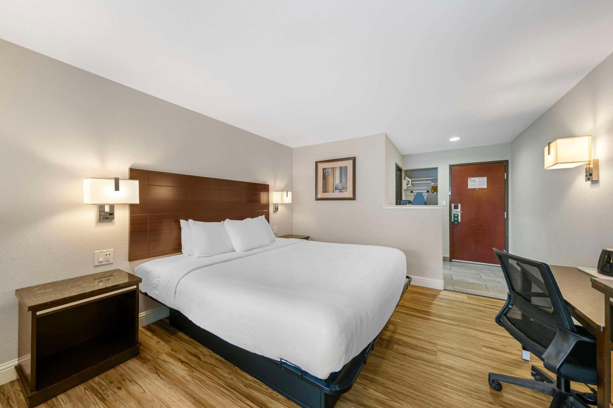 Quality Inn & Suites Sacramento Exterior foto