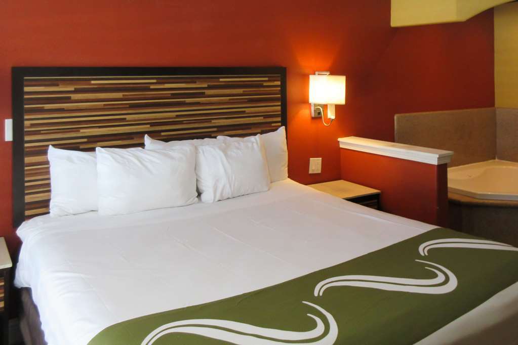 Quality Inn & Suites Sacramento Habitación foto